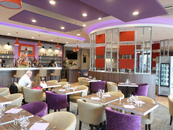 Salle du restaurant le bistrot 2 pauline à Chemillé